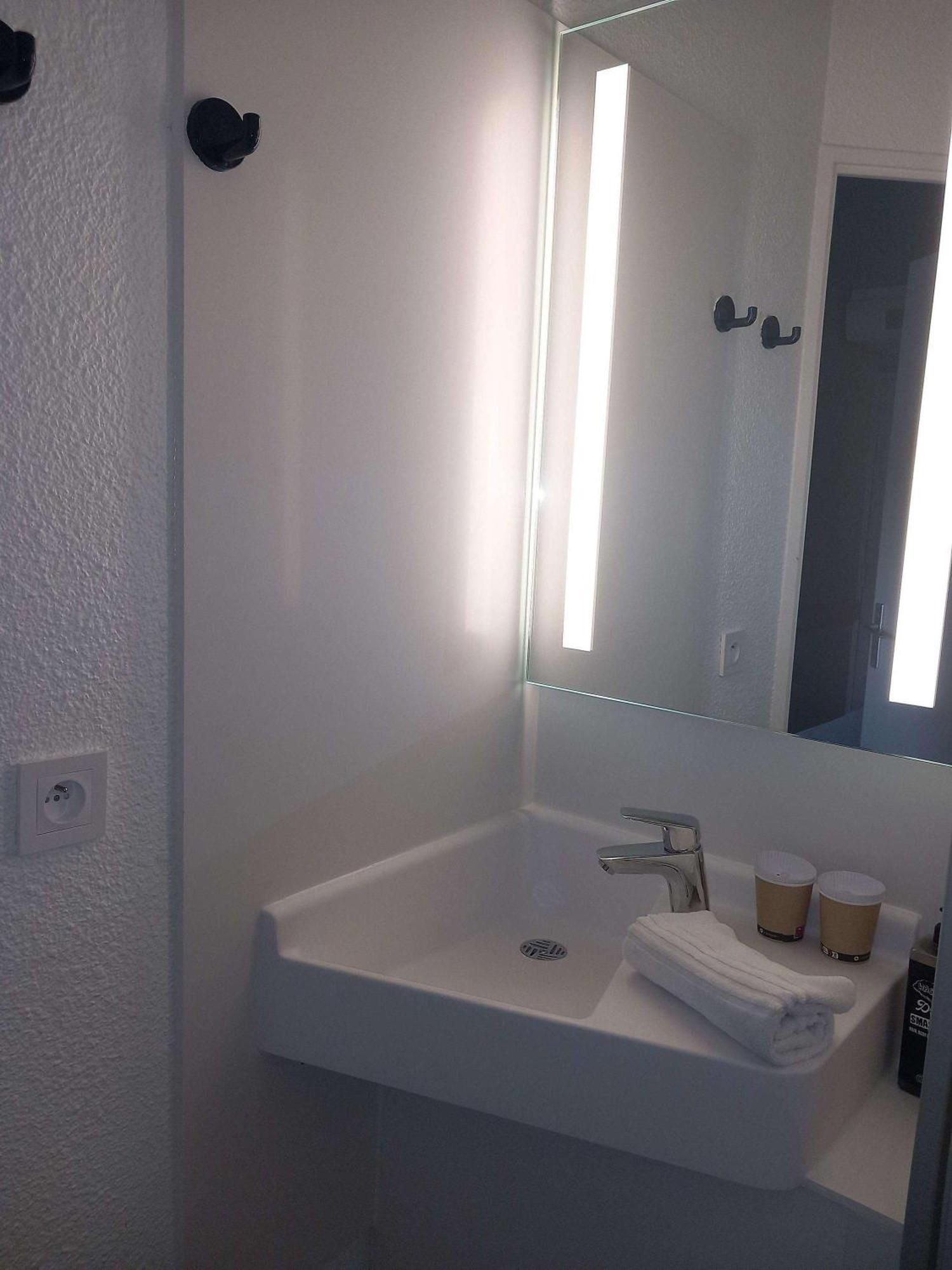 Ibis Budget Arles Sud Fourchon Luaran gambar