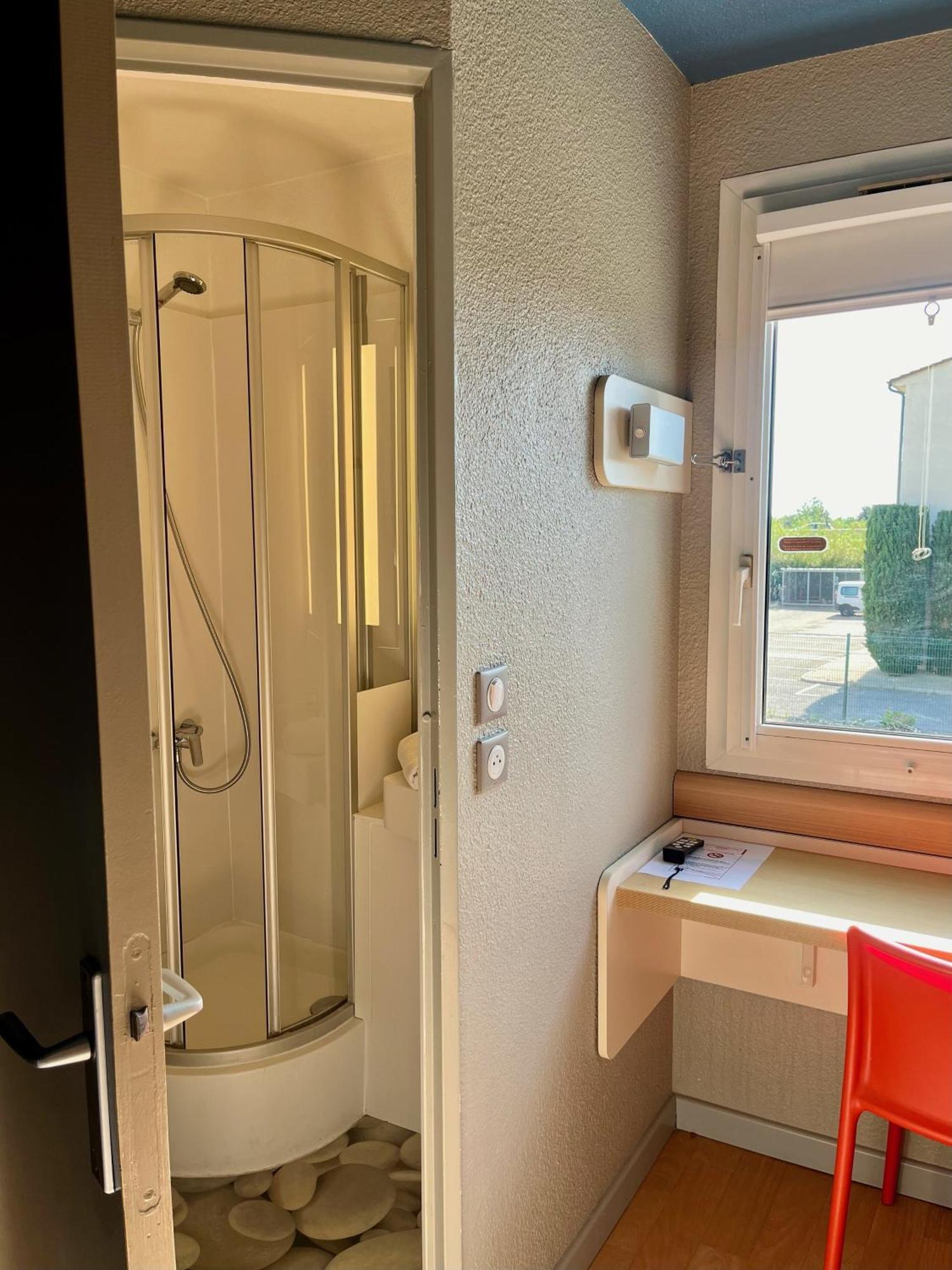 Ibis Budget Arles Sud Fourchon Luaran gambar