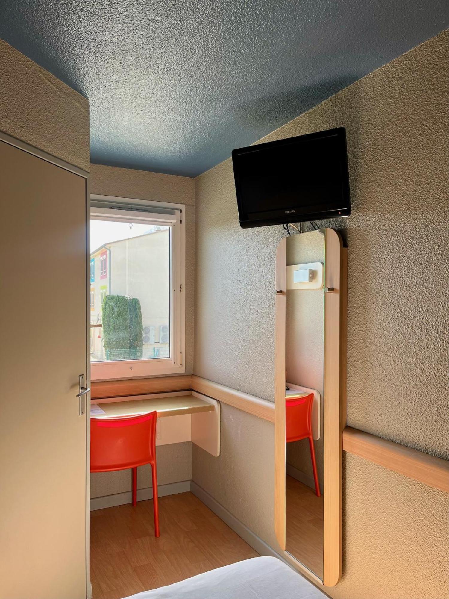 Ibis Budget Arles Sud Fourchon Luaran gambar